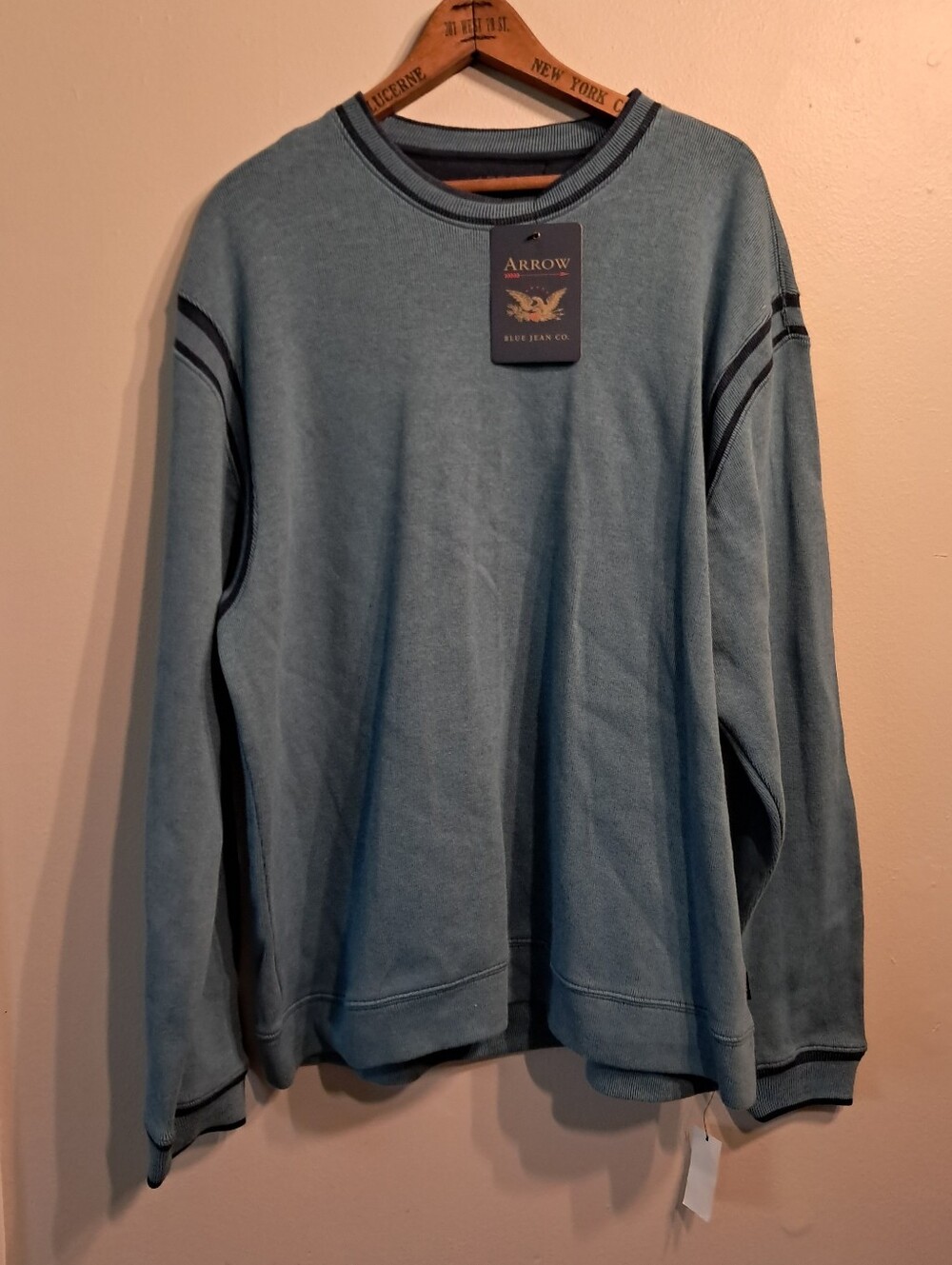 Arrow Men's NWT Blue Crewneck Sweater with Dark Trim